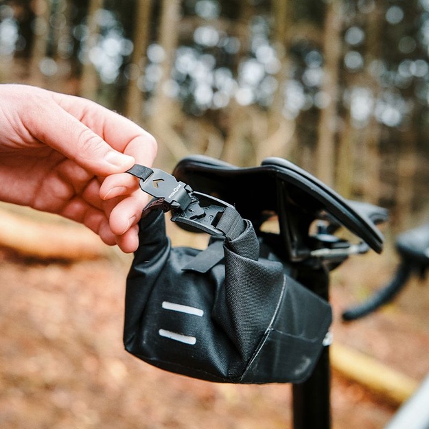 Saddle bag Fidlock PINCLIP S + saddle base