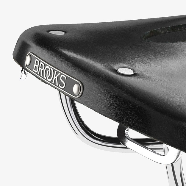 Brooks saddle B17 carved short black